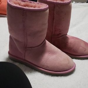 FREE w purchase! Pink UGG